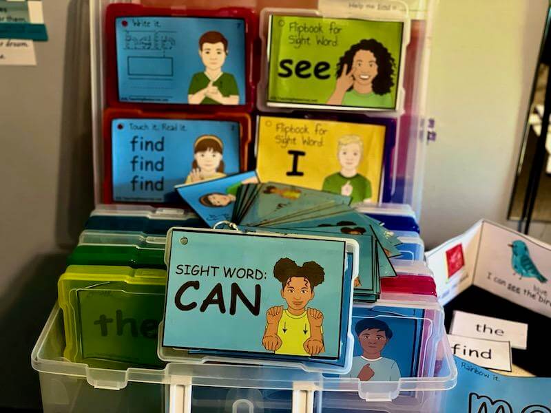 variety of sight word flashcards in sign language